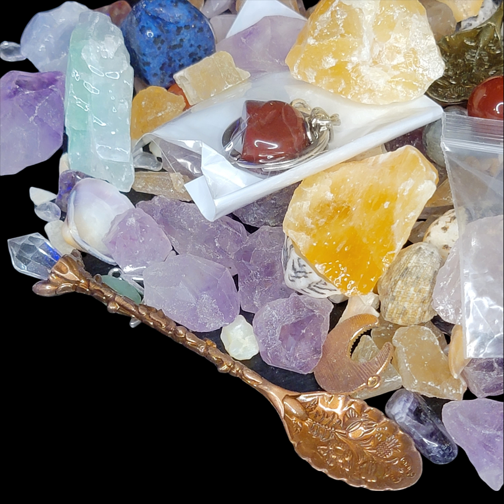 Witches Crystal Confetti Scoops (Multiple Scoop Deals $11-$56)
